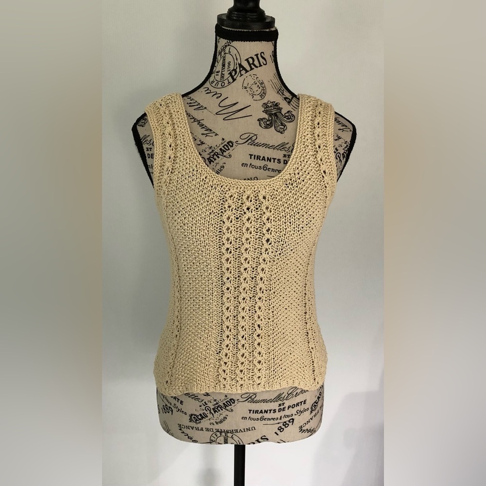 Vintage crochet top ( shell) tan small